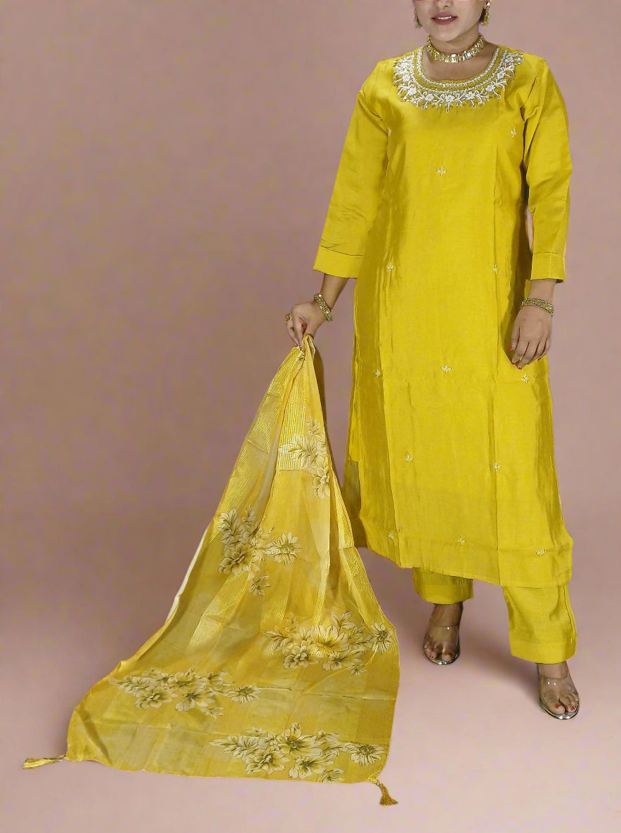 Taraana Three Piece Straight Cut Kurti Set