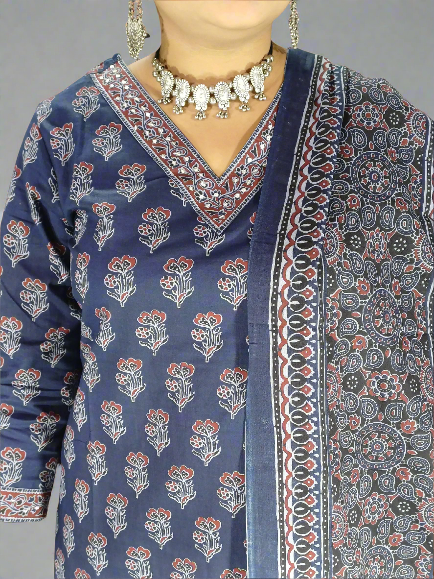 Neelam Three Piece Straight Cut Kurti Set