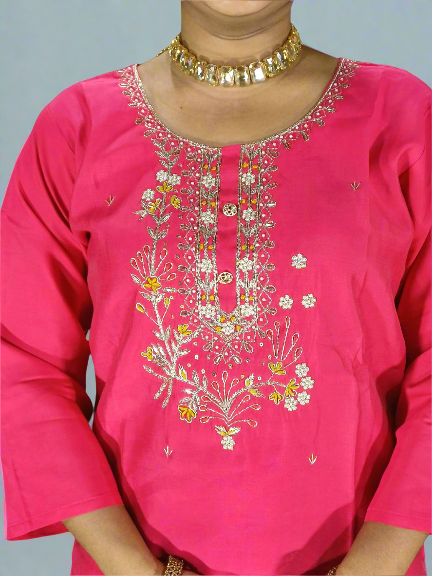 Saanvi Three Piece Straight Cut Kurti Set