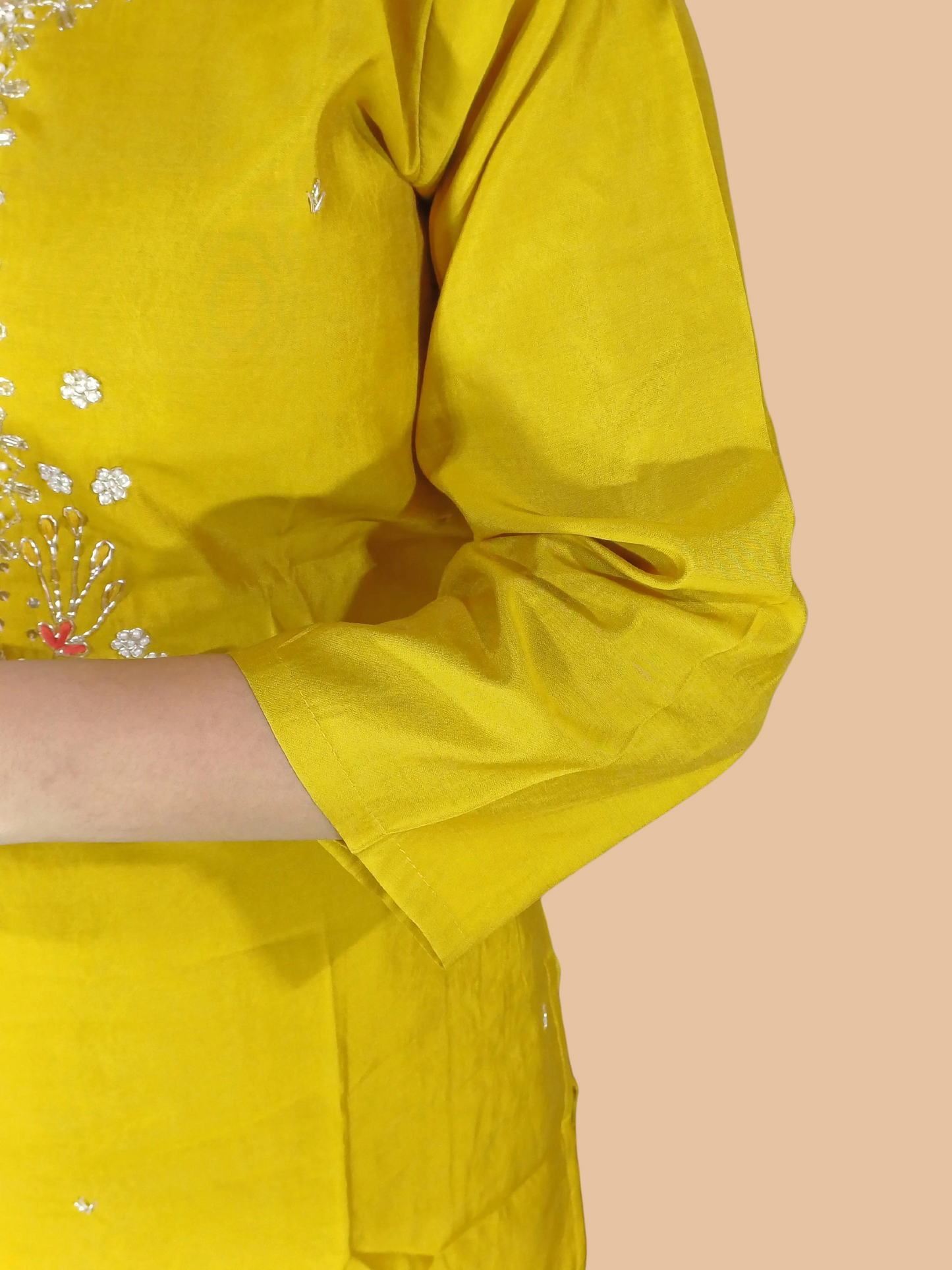 Taraana Three Piece Straight Cut Kurti Set