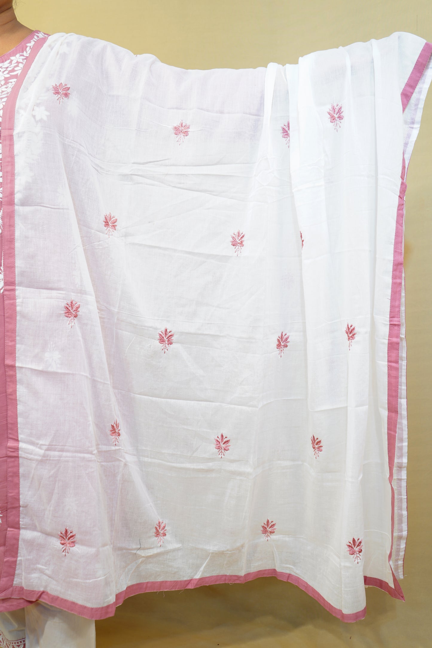 Saanvi Three Piece Straight Cut Kurti Set