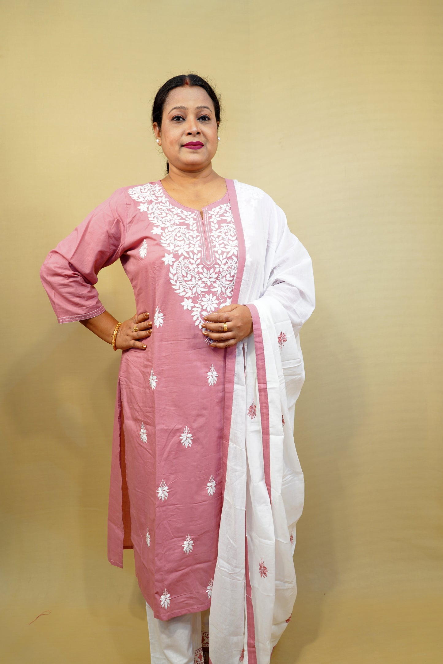 Saanvi Three Piece Straight Cut Kurti Set
