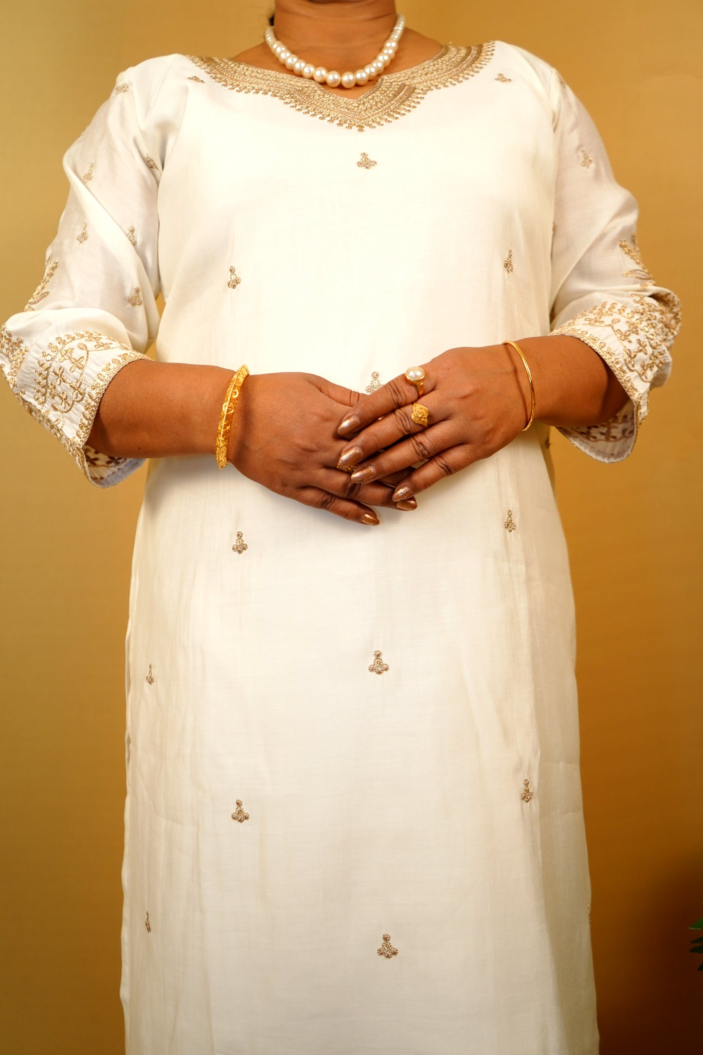 Ruhani Three Piece Straight Cut Kurti Set