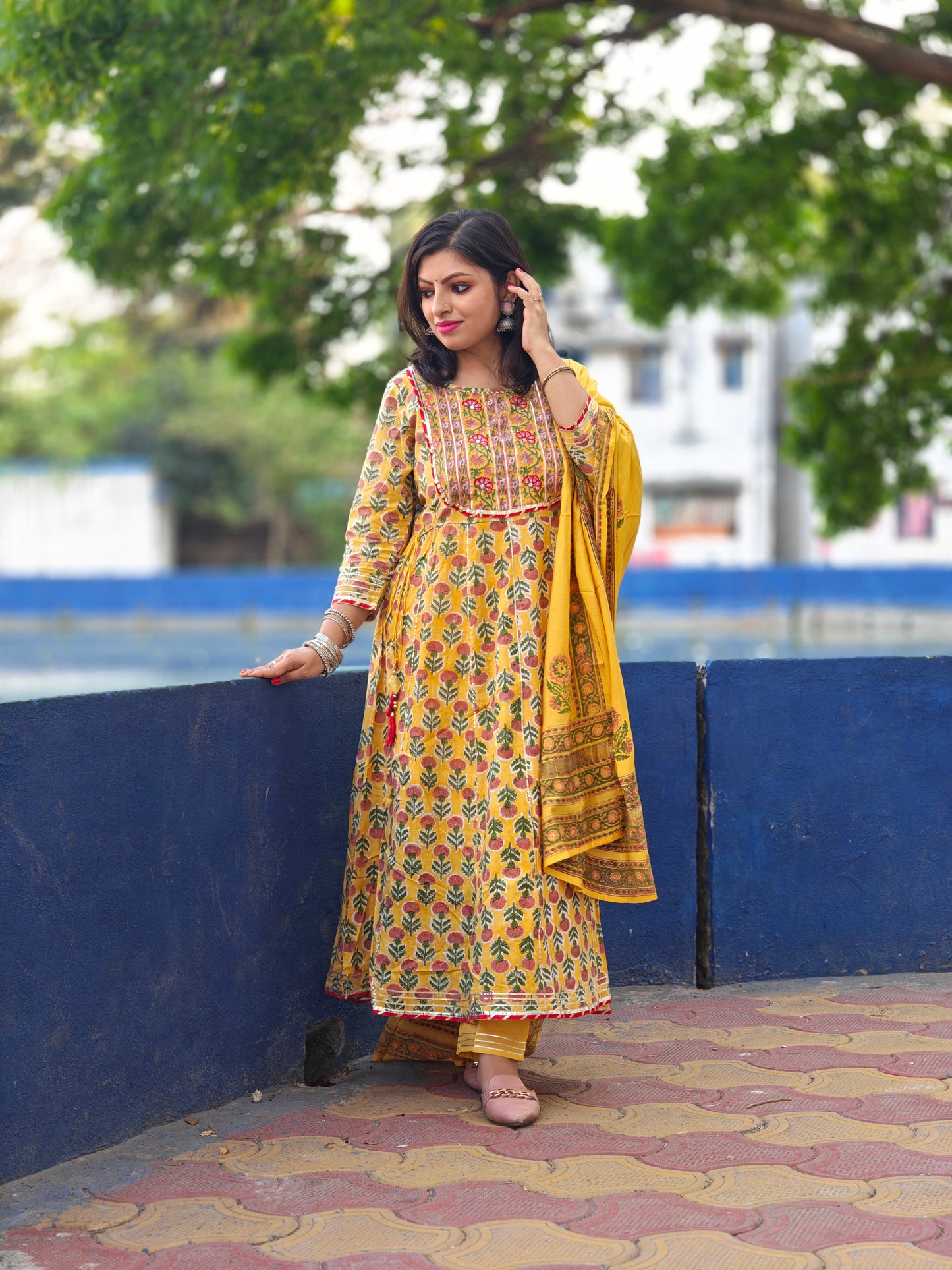 Harini Three Piece Anarkali Cut Kurti Set