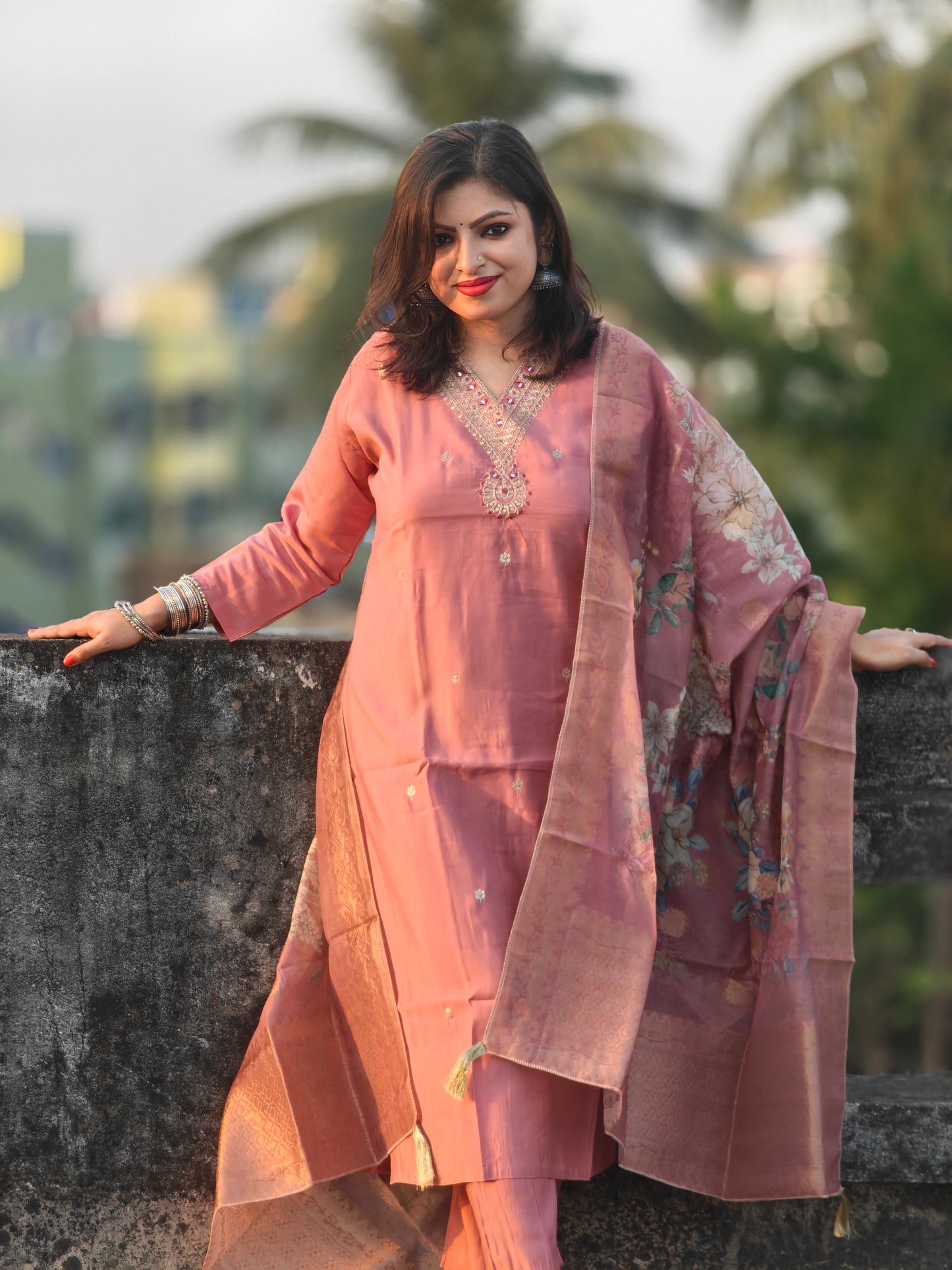 Saanvi Three Piece Straight Cut Kurti Set
