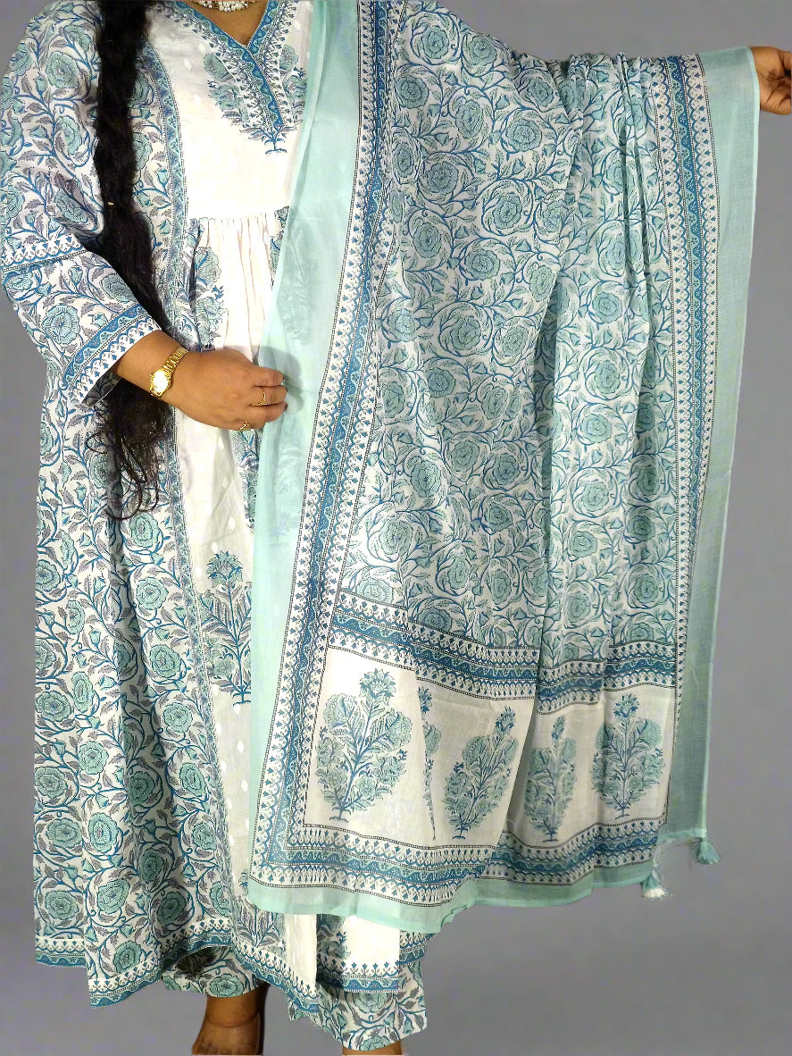 Vyoma Three Piece Naira Cut Kurti Set