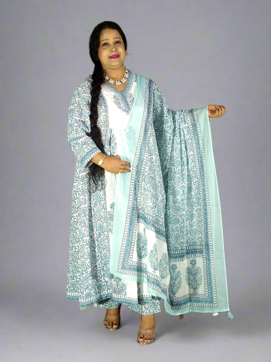 Vyoma Three Piece Naira Cut Kurti Set