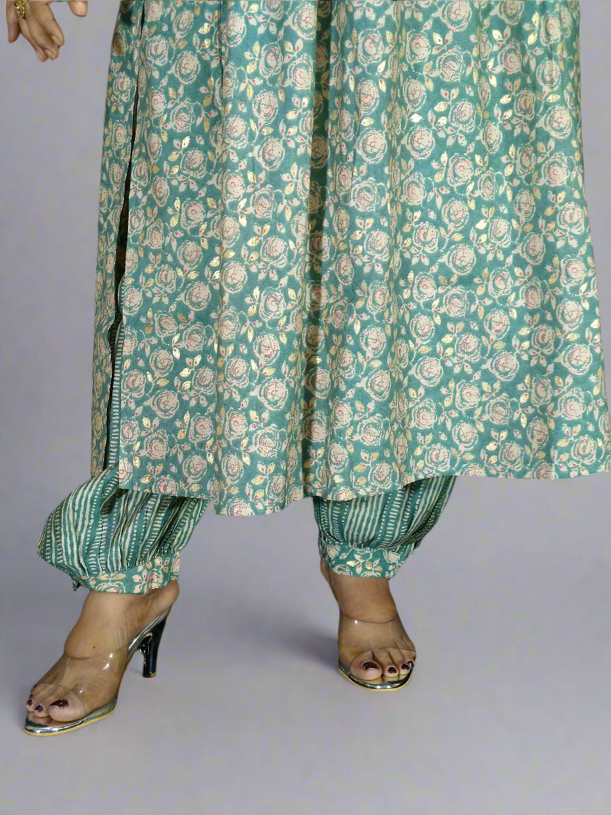 Ira Three Piece Aaliya Cut Kurti Set
