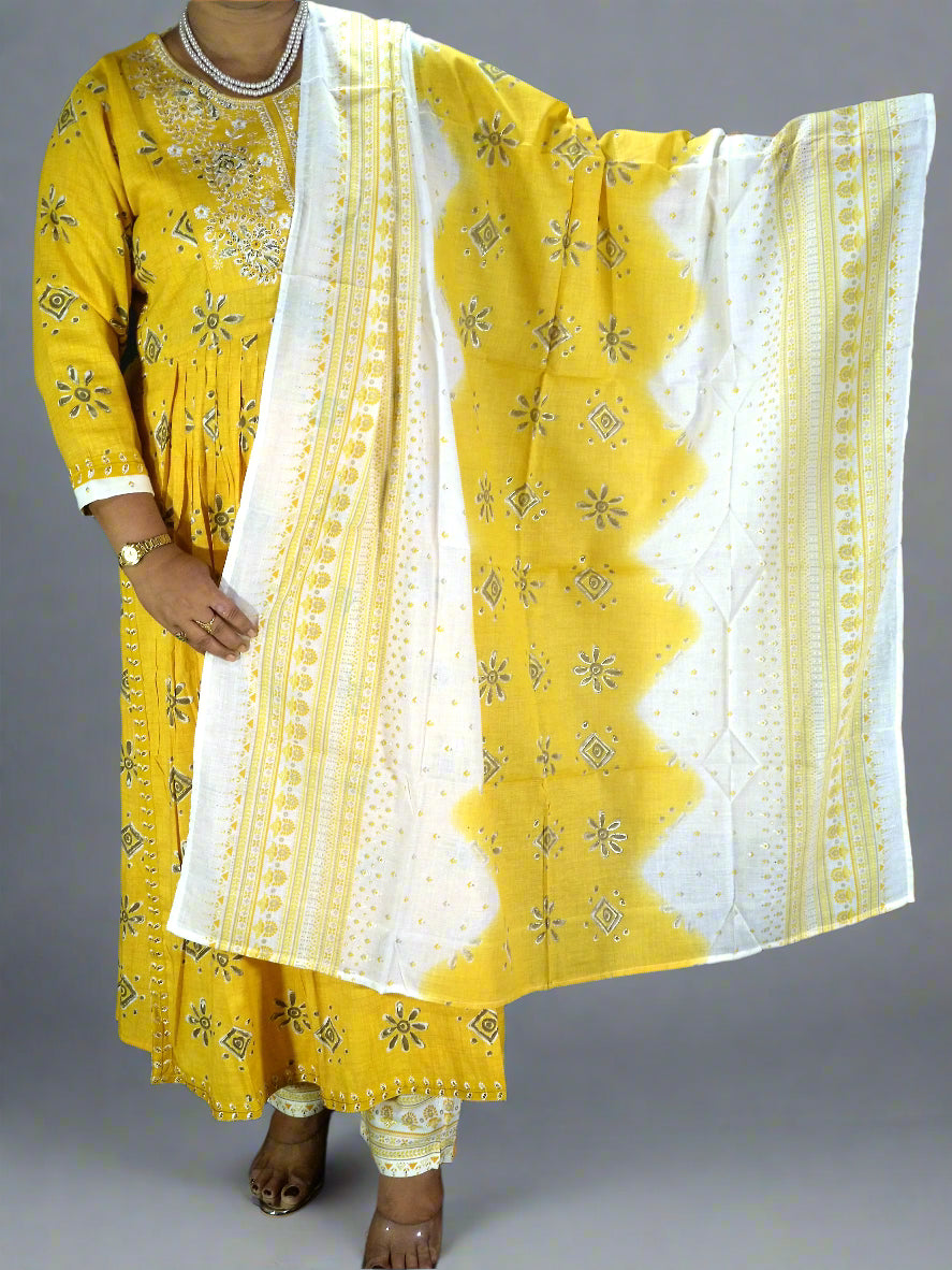 Taraana Three Piece Niara Cut Kurti Set