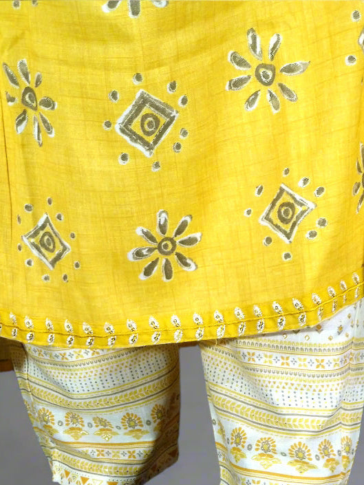 Taraana Three Piece Niara Cut Kurti Set