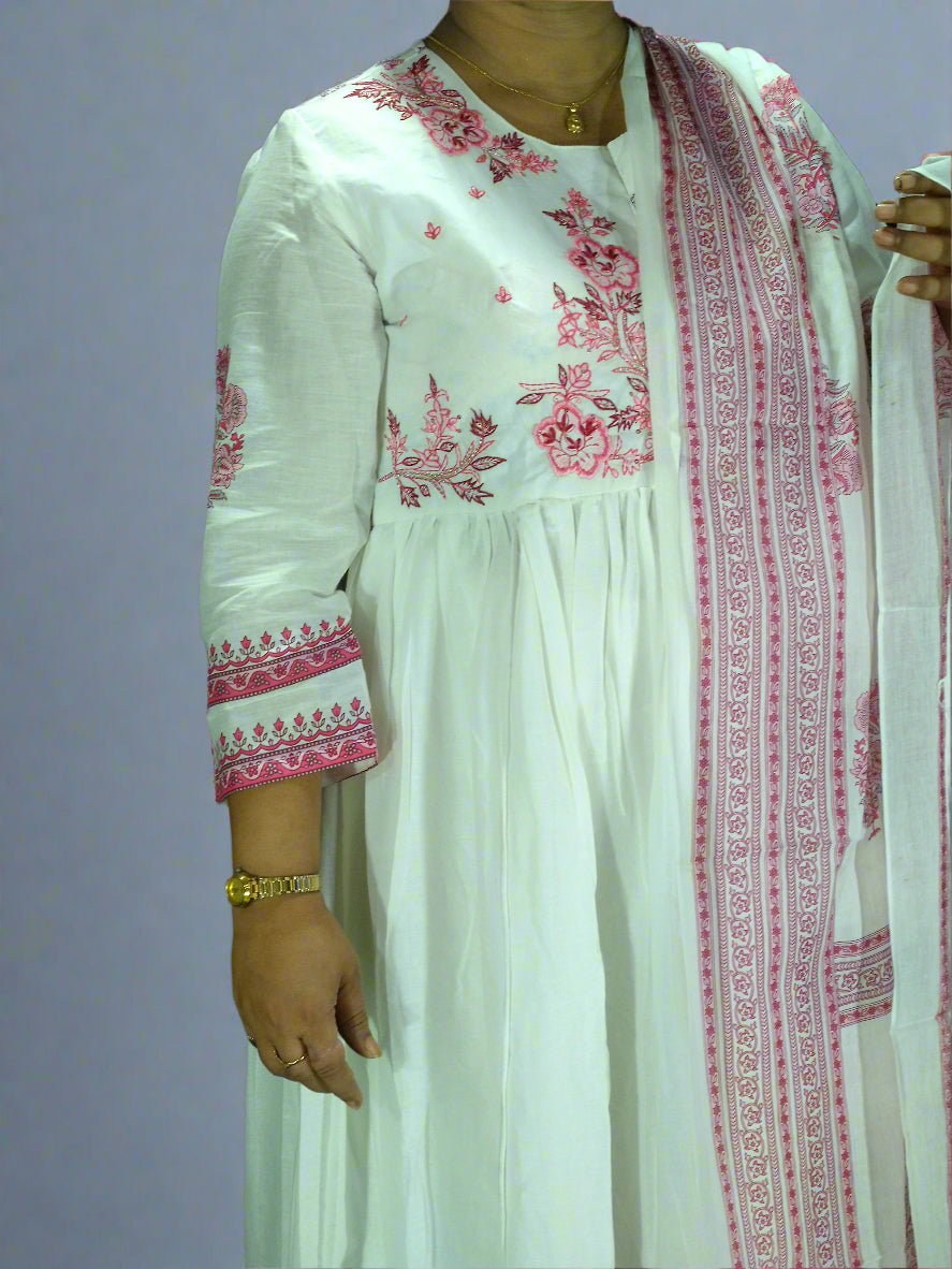 Ruhani Three Piece Naira Cut Kurti Set