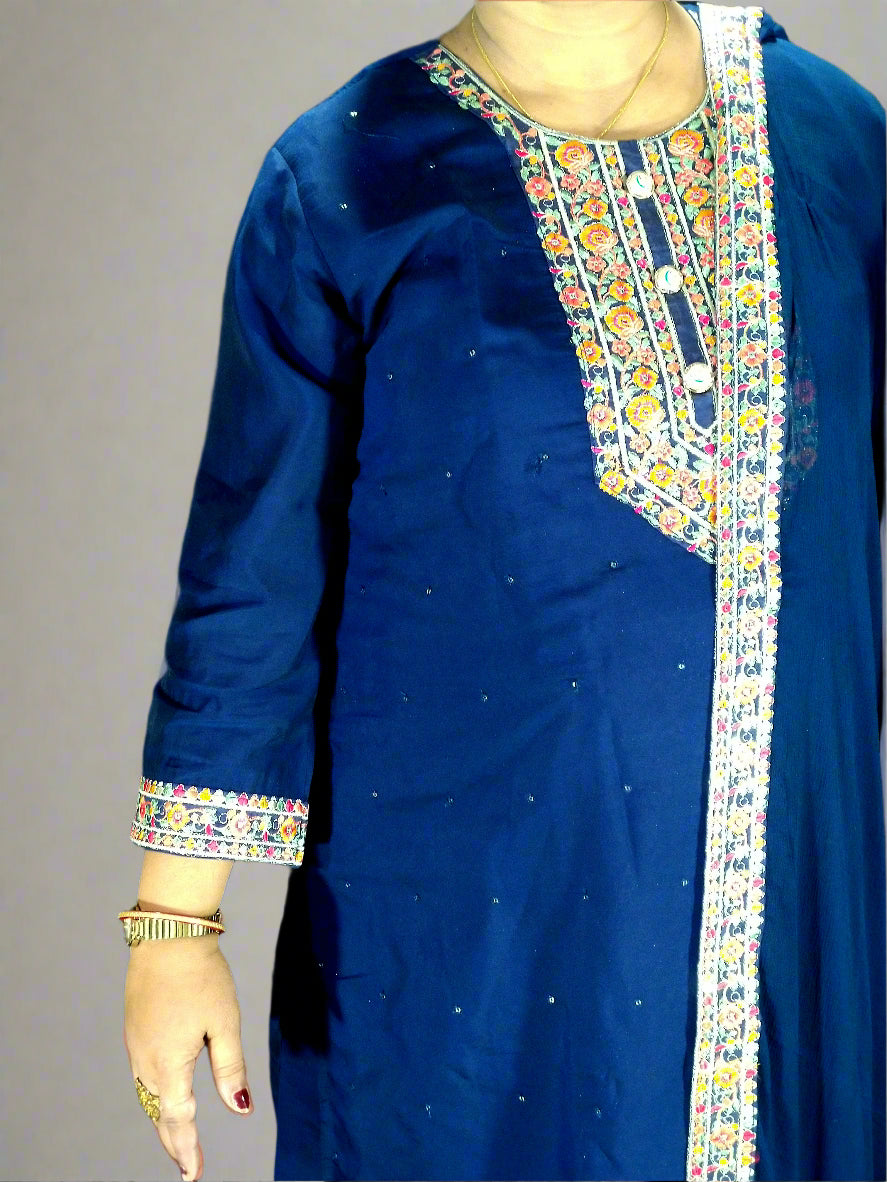 Neelam Three Piece Straight Cut Kurti Set