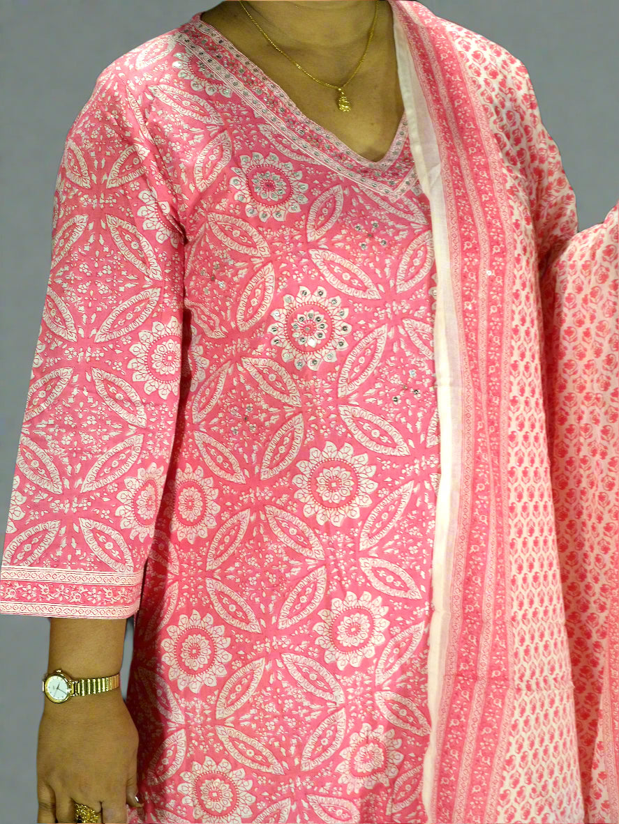 Saanvi Three Piece Straight Cut Kurti Set