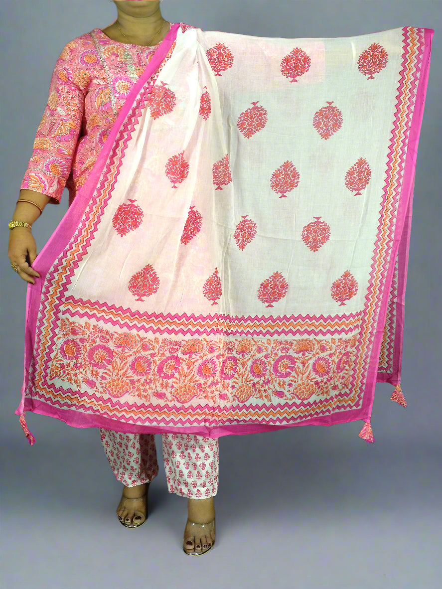 Saanvi Three Piece Straight Cut Kurti Set
