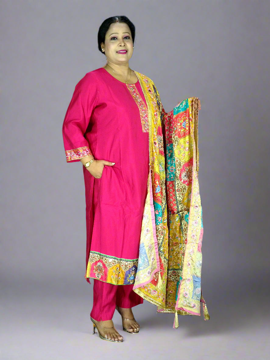 Saanvi Three Piece Straight Cut Kurti Set