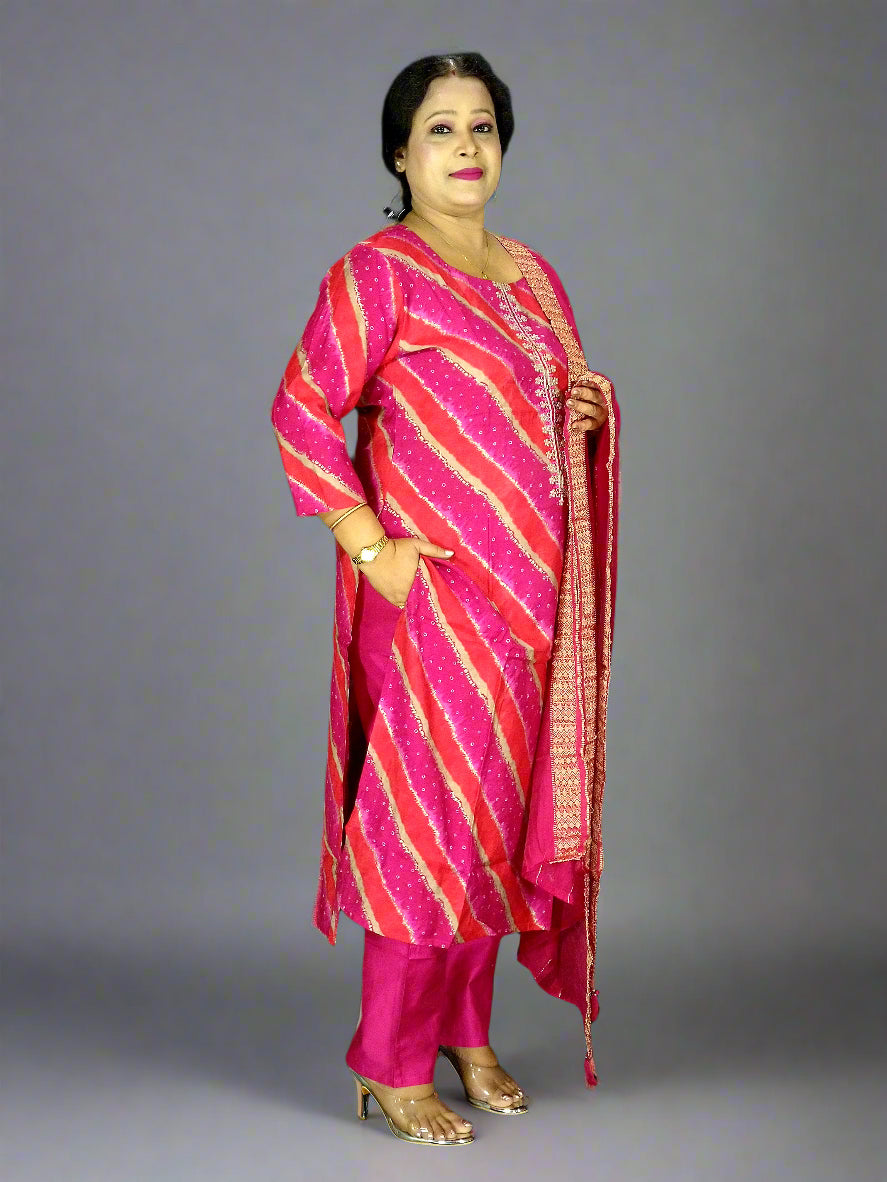Saanvi Three Piece Straight Cut Kurti Set
