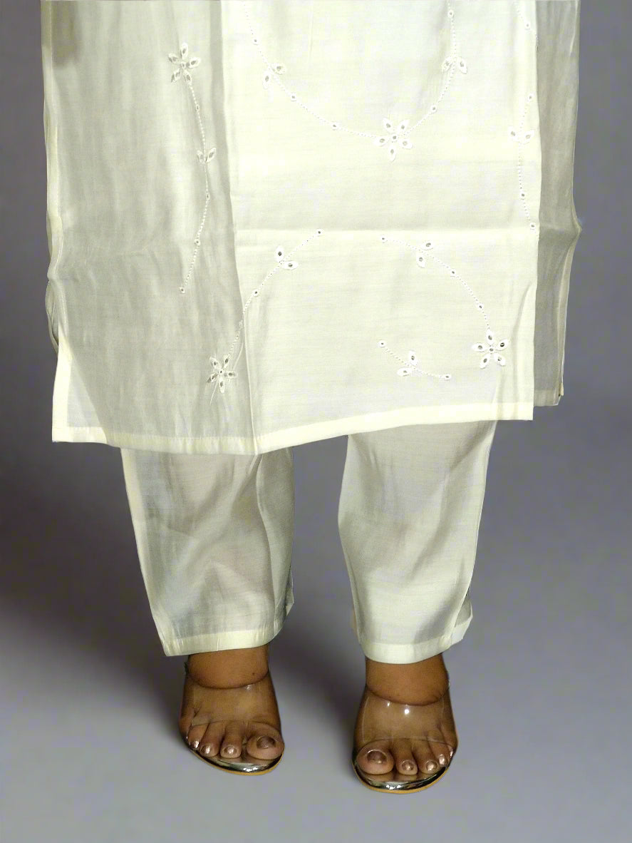 Ruhani Three Piece Straight Cut Kurti Set