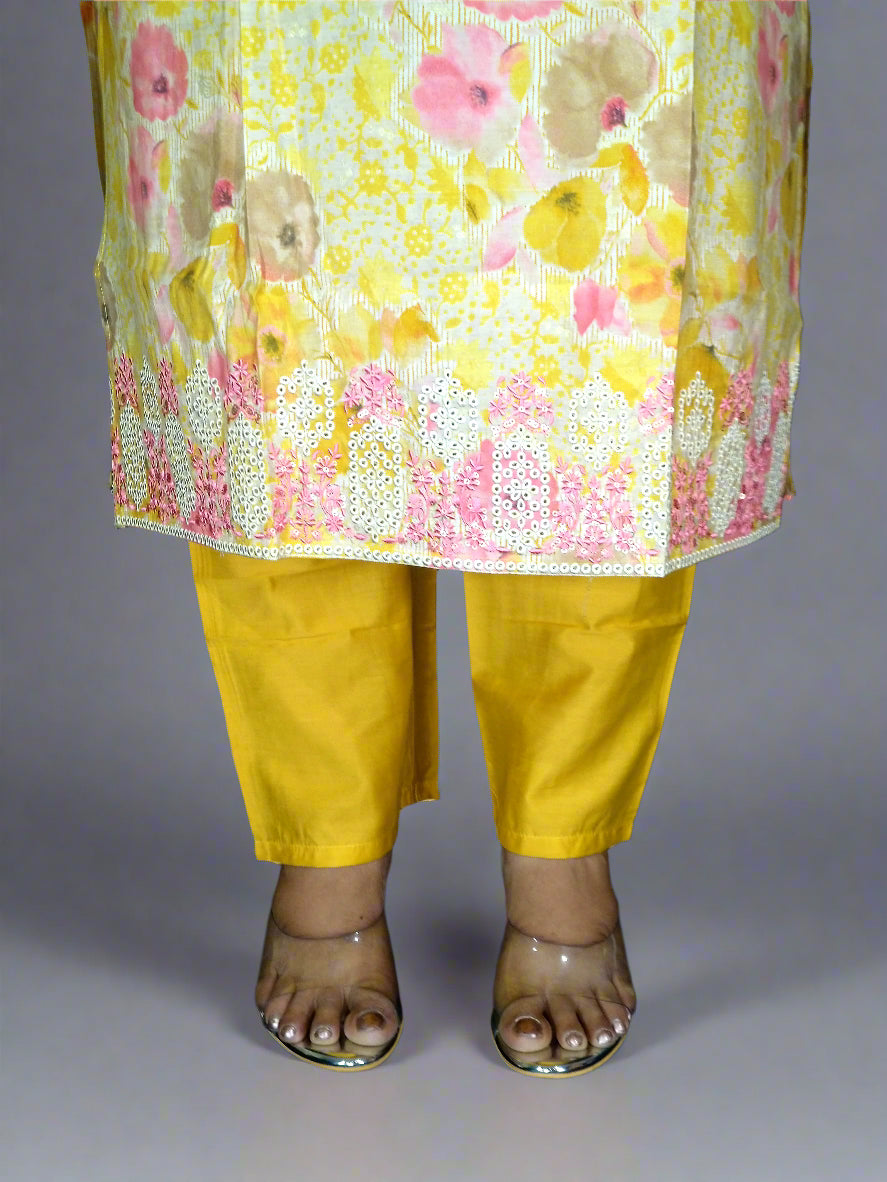 Taraana Three Piece Straight Cut Kurti Set