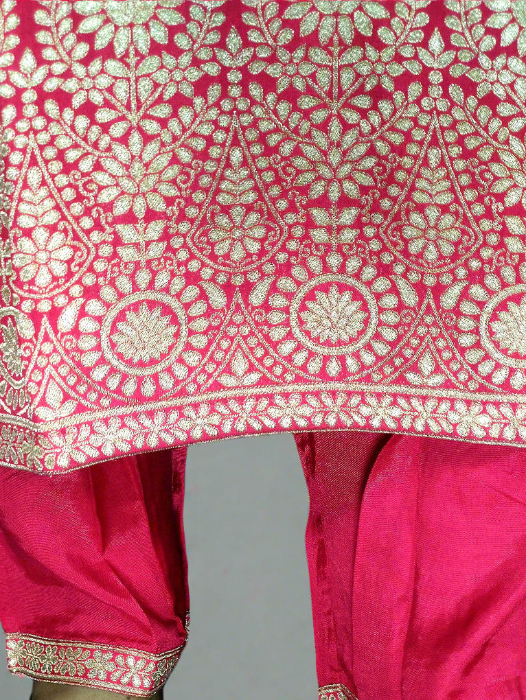 Saanvi Three Piece Straight Cut Kurti Set