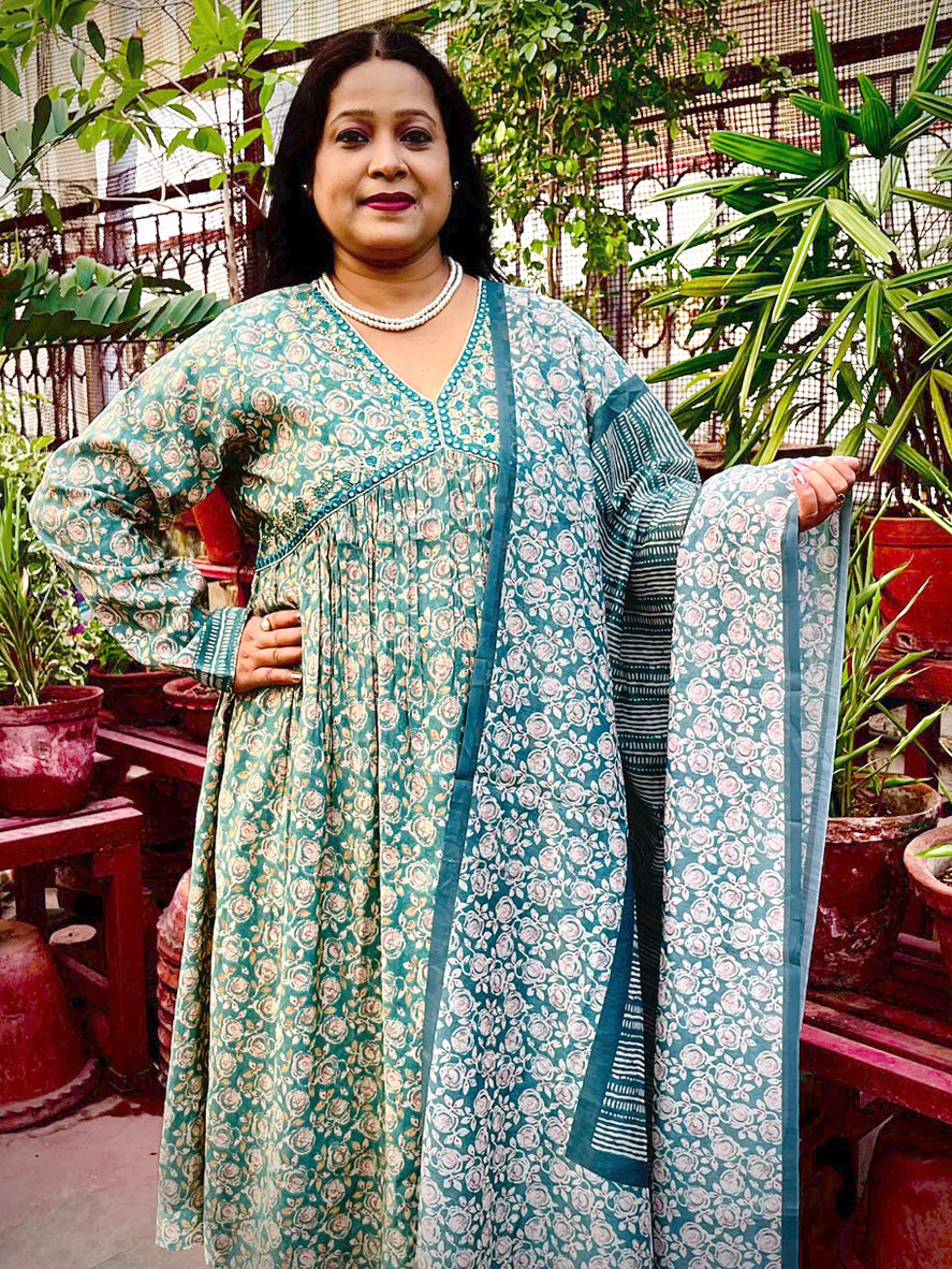 Ira Three Piece Aaliya Cut Kurti Set