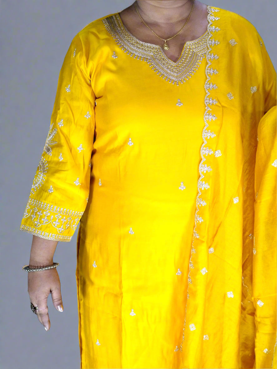 Taraana Three Piece Straight Cut Kurti Set
