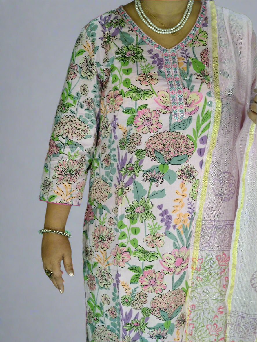 Saanvi Three Piece Straight Cut Kurti Set