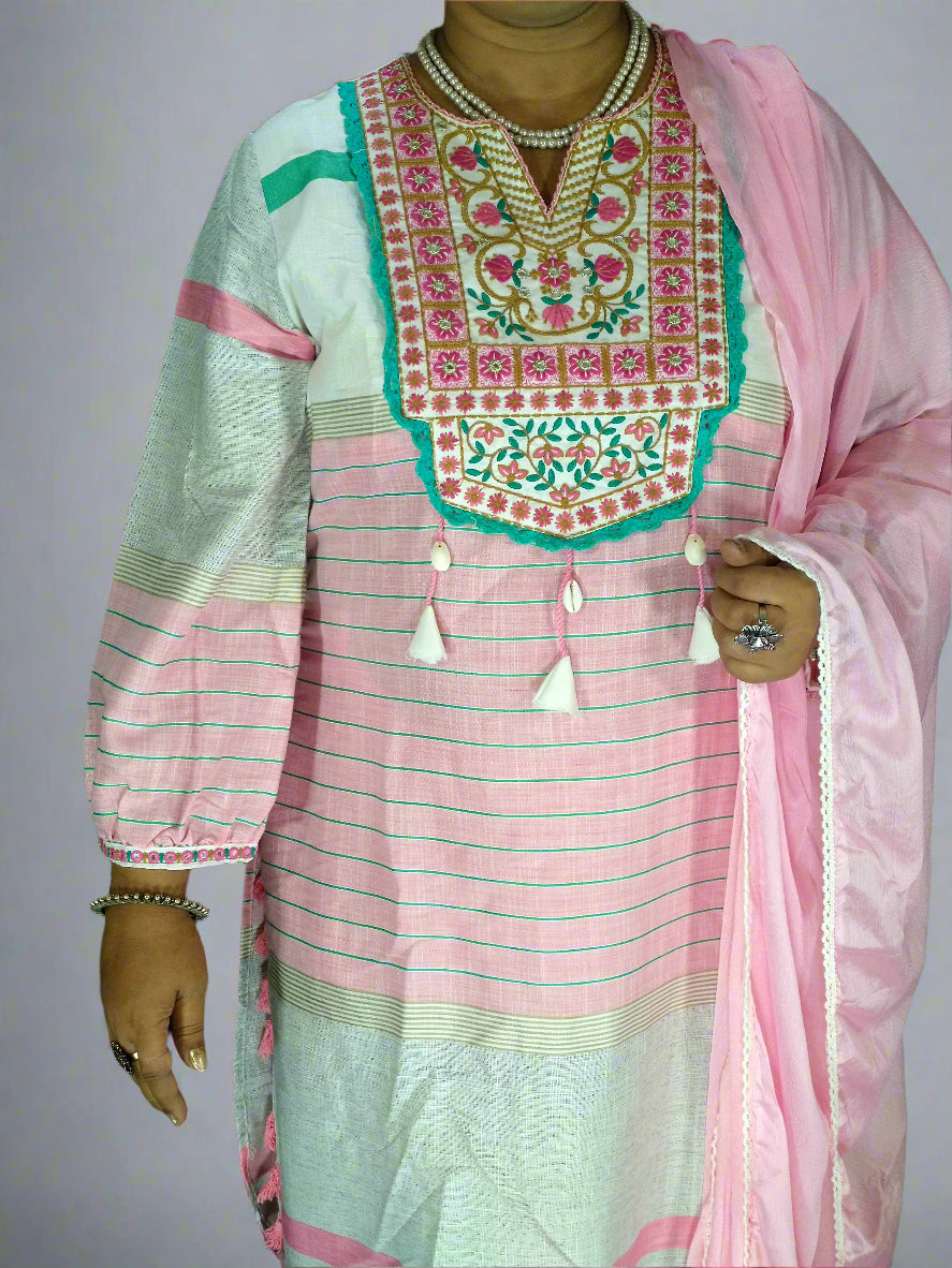 Saanvi Three Piece Straight Cut Kurti Set