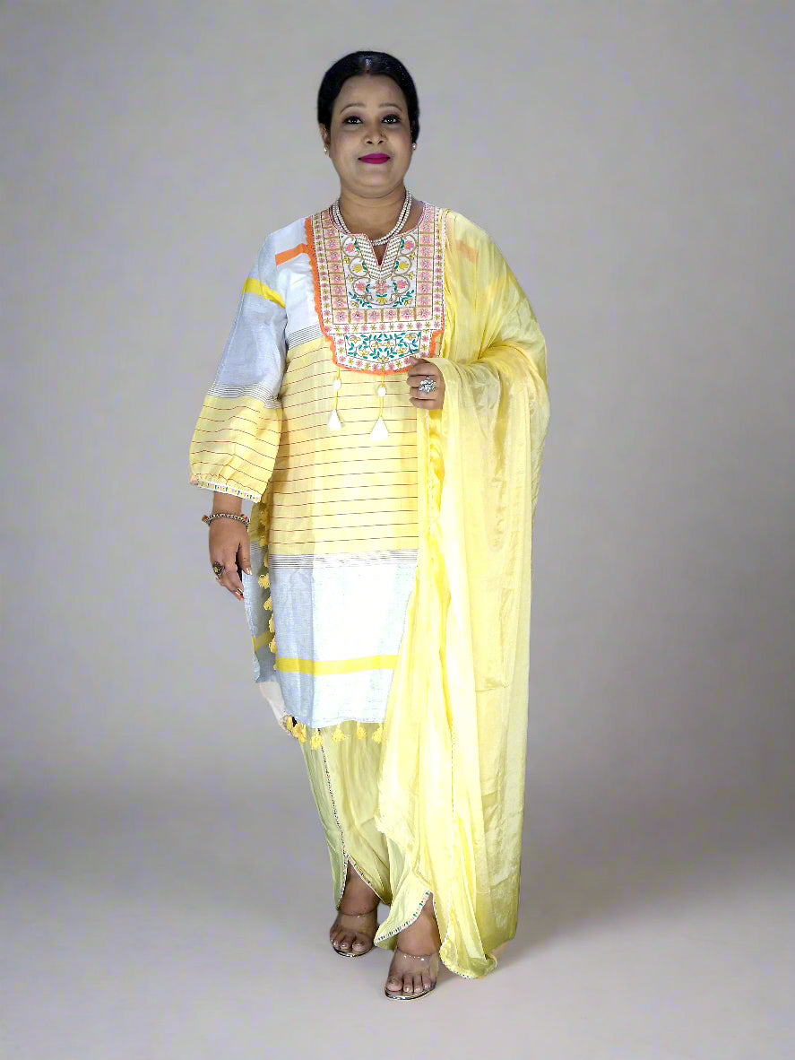 Taraana Three Piece Straight Cut Kurti Set