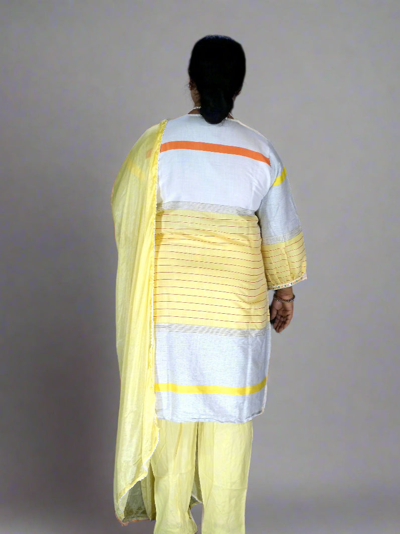Taraana Three Piece Straight Cut Kurti Set