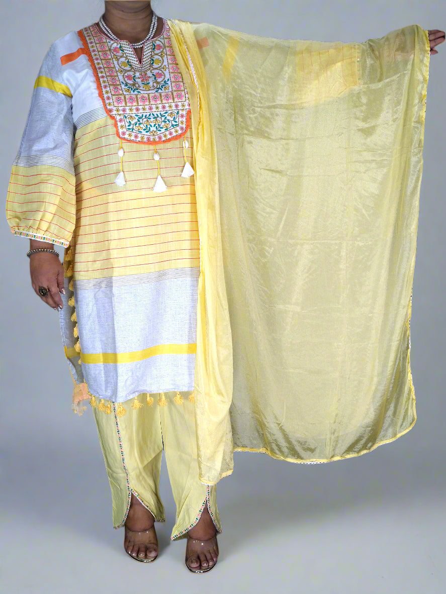 Taraana Three Piece Straight Cut Kurti Set