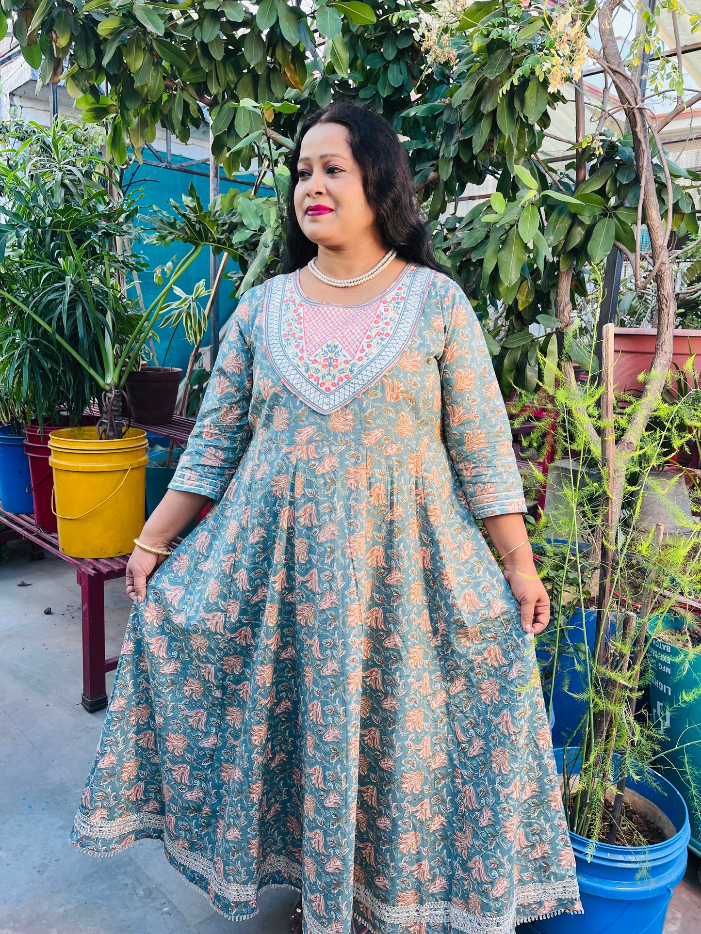 Niharika Three Piece Anarkali Cut Kurti Set