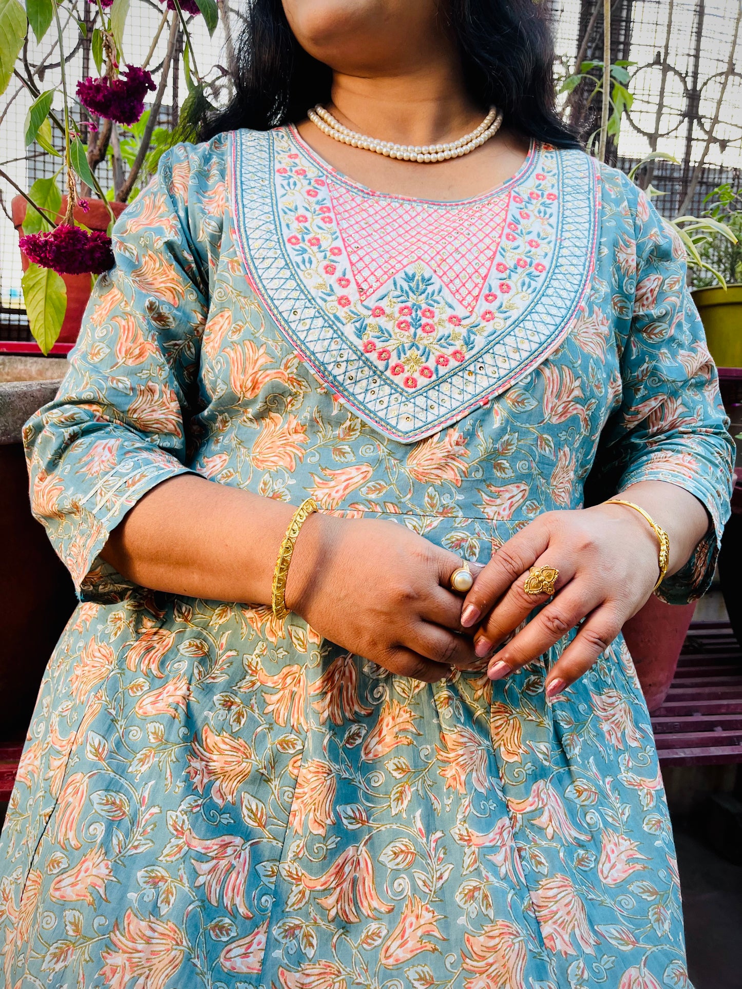 Niharika Three Piece Anarkali Cut Kurti Set