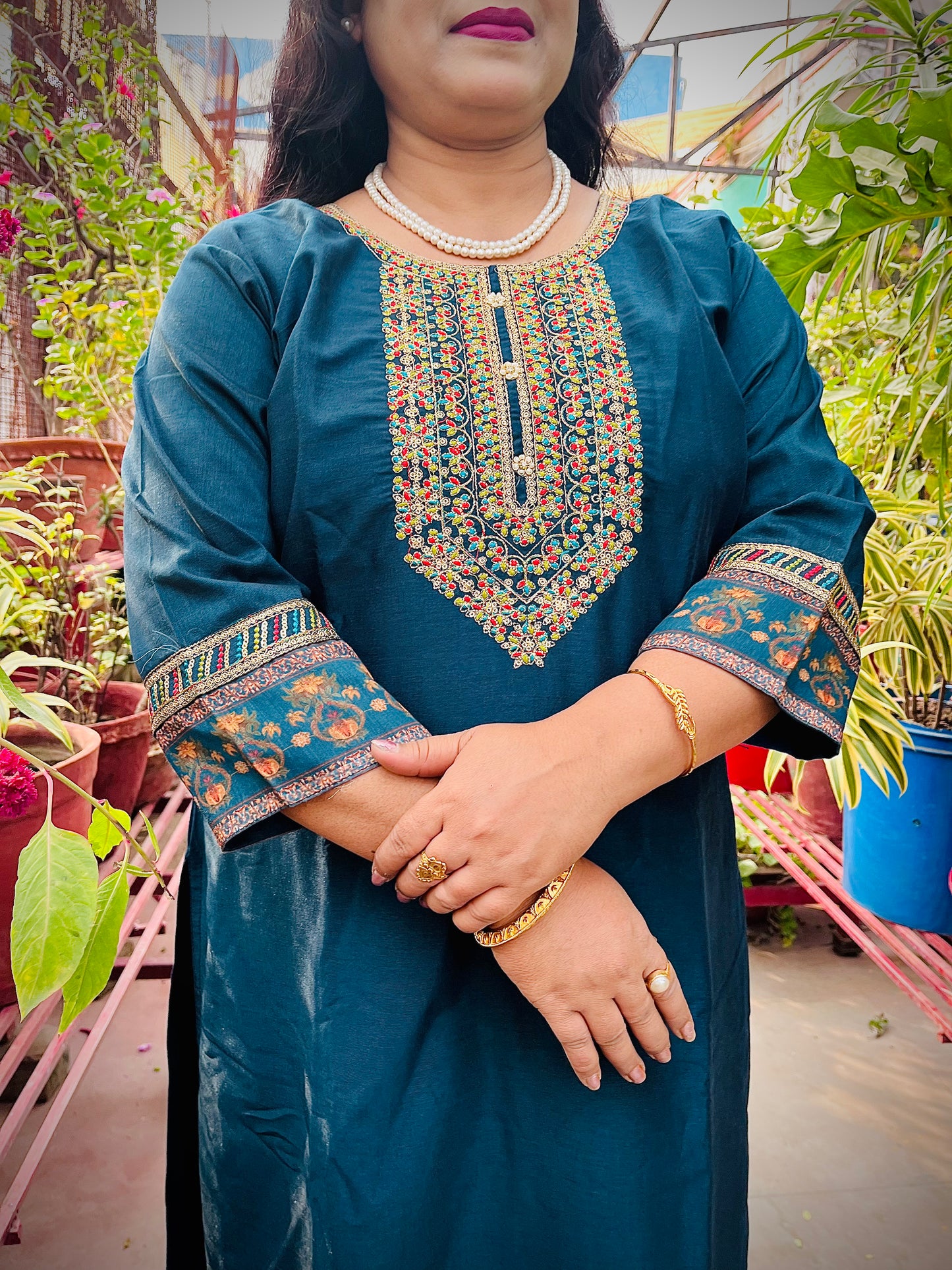 Ira Three Piece Straight Cut Kurti Set