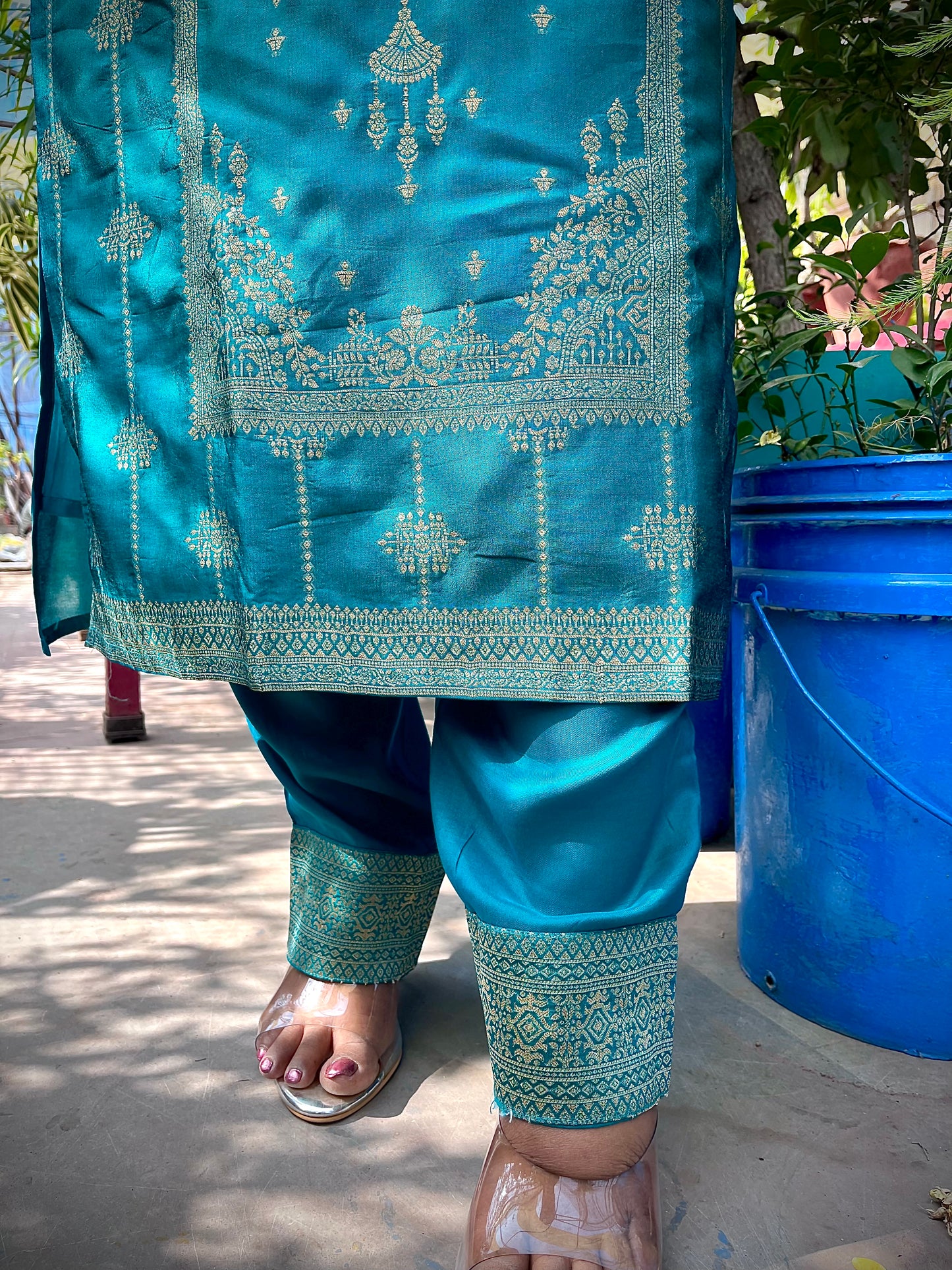 Vyoma Three Piece Straight Cut Kurti Set