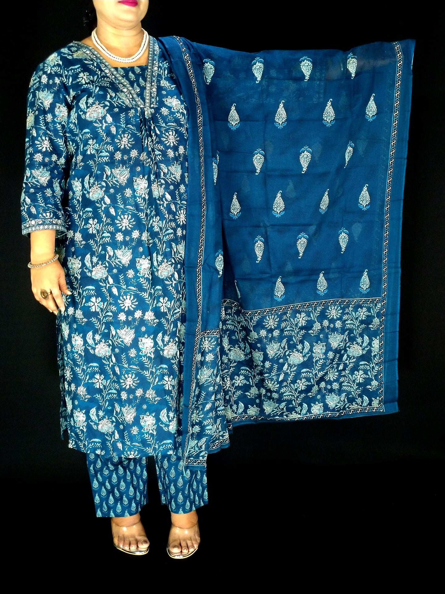 TNeelam_Three Piece_Straight Cut_Kurti Set